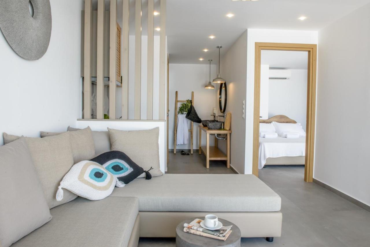 Laia Seafront Luxury Apartments Agia Pelagia  Exterior foto