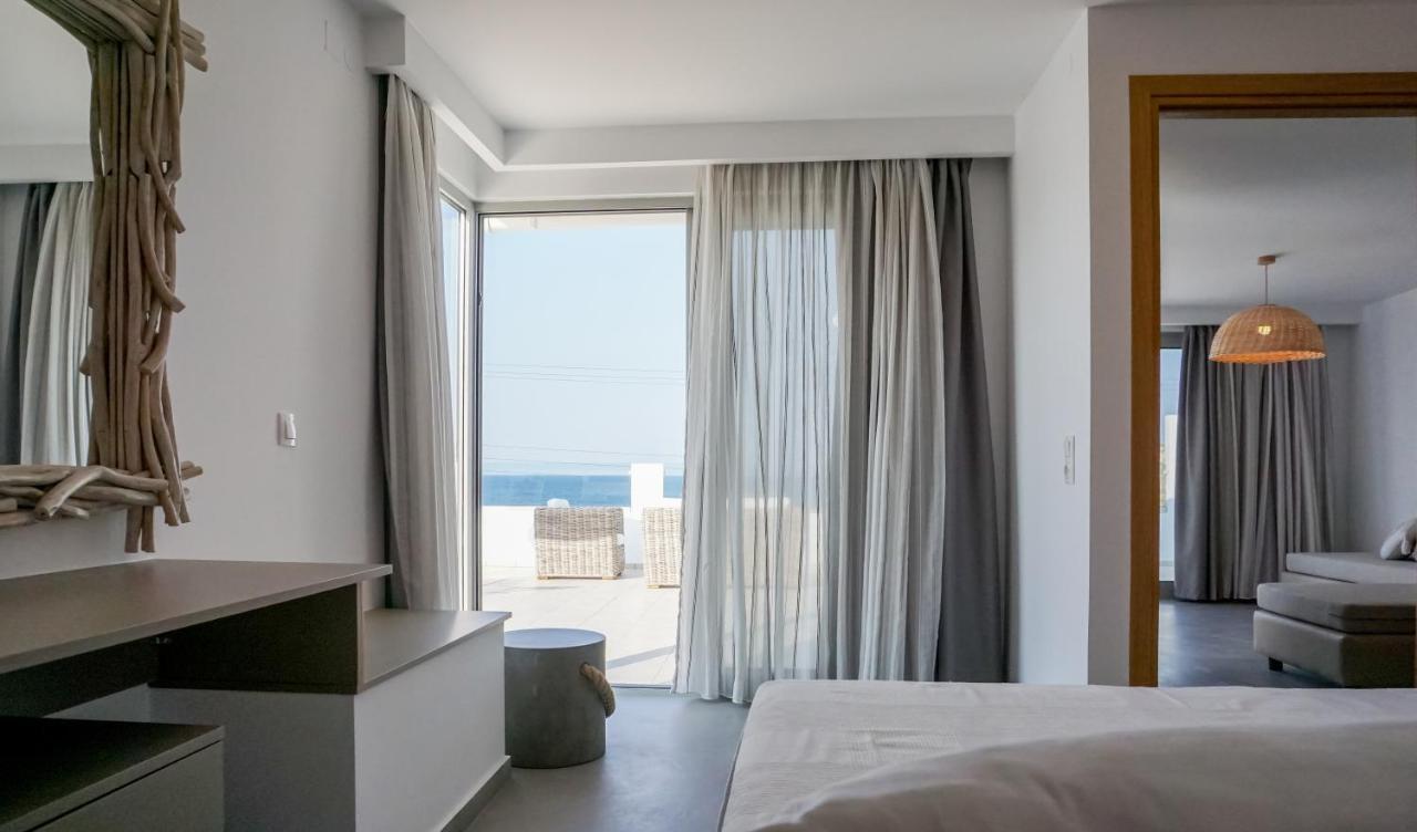 Laia Seafront Luxury Apartments Agia Pelagia  Exterior foto