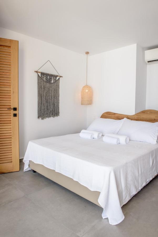 Laia Seafront Luxury Apartments Agia Pelagia  Exterior foto